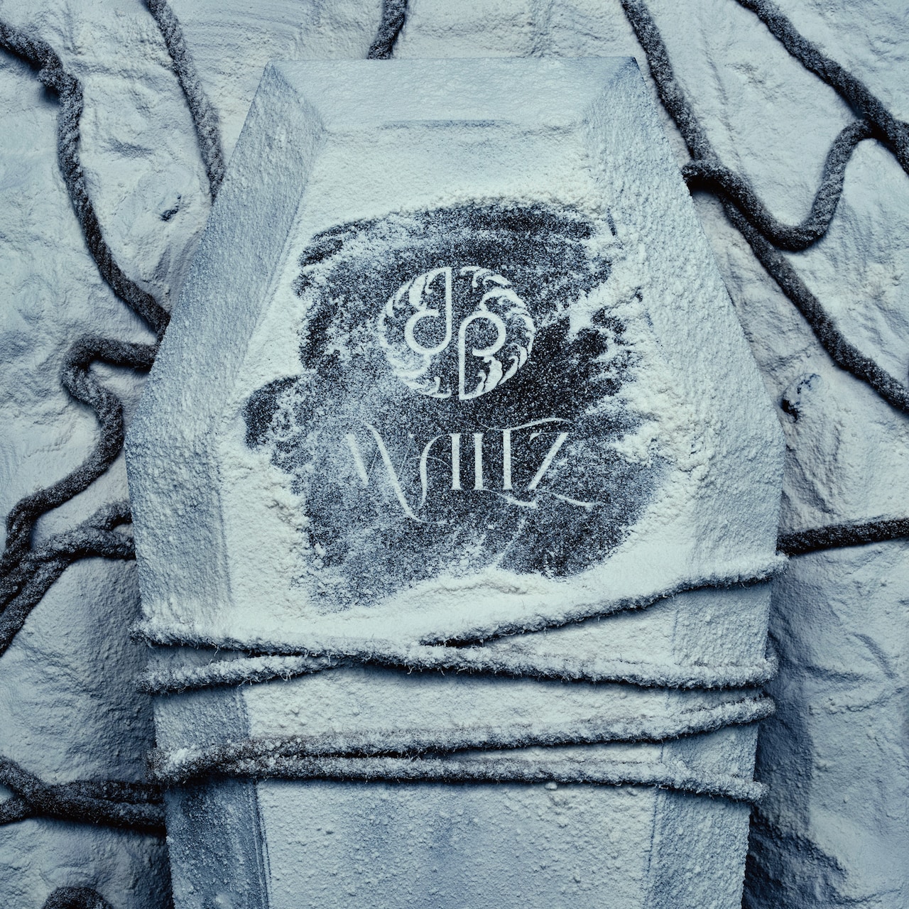 龍宮城「黒執事」EDテーマのCDリリースが決定、「白盤」「黒盤」など