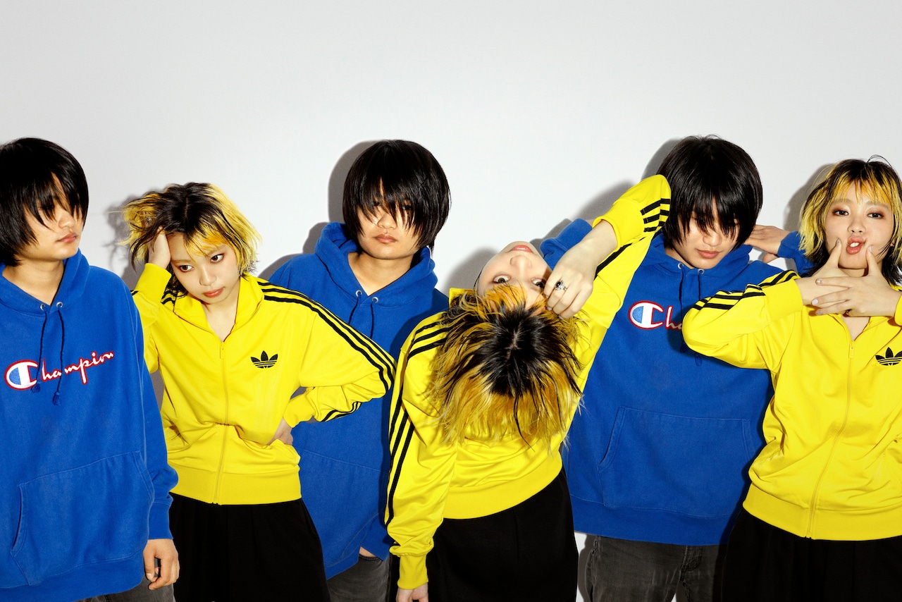 板歯目2nd EPは「なんてHAPPY LUCKY」、“自由”がテーマの「FREEMAN