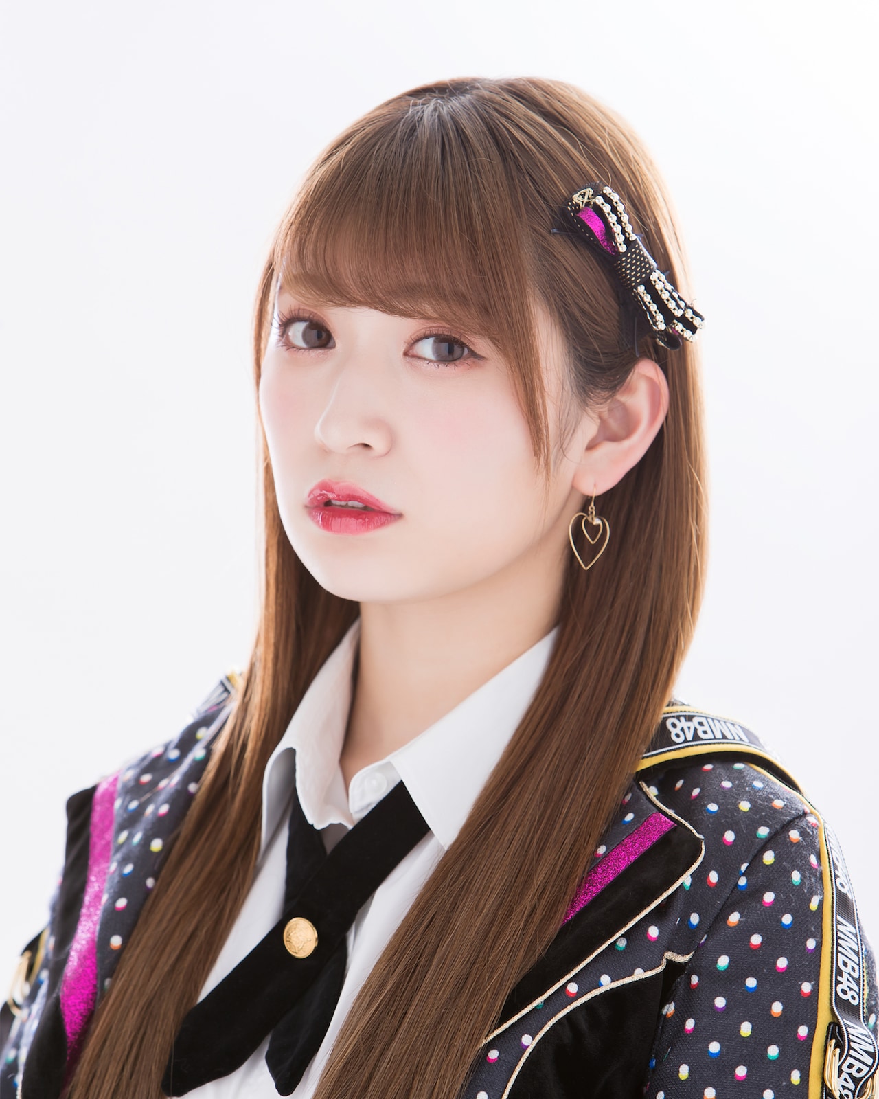 24歳になった吉田朱里、YouTube番組でNMB48からの卒業を発表 - 音楽