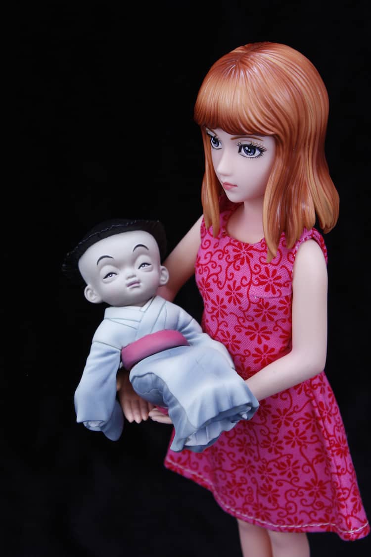 楳図キャラがコラボ。おろち×タマミのフィギュア発売 - コミックナタリー