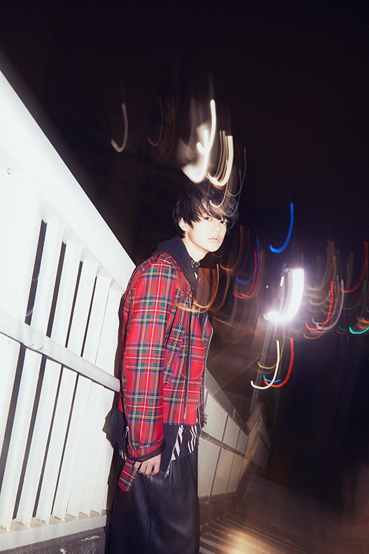 SUPER☆DRAGON「TRIANGLE」特集｜ファイヤードラゴン / サンダー