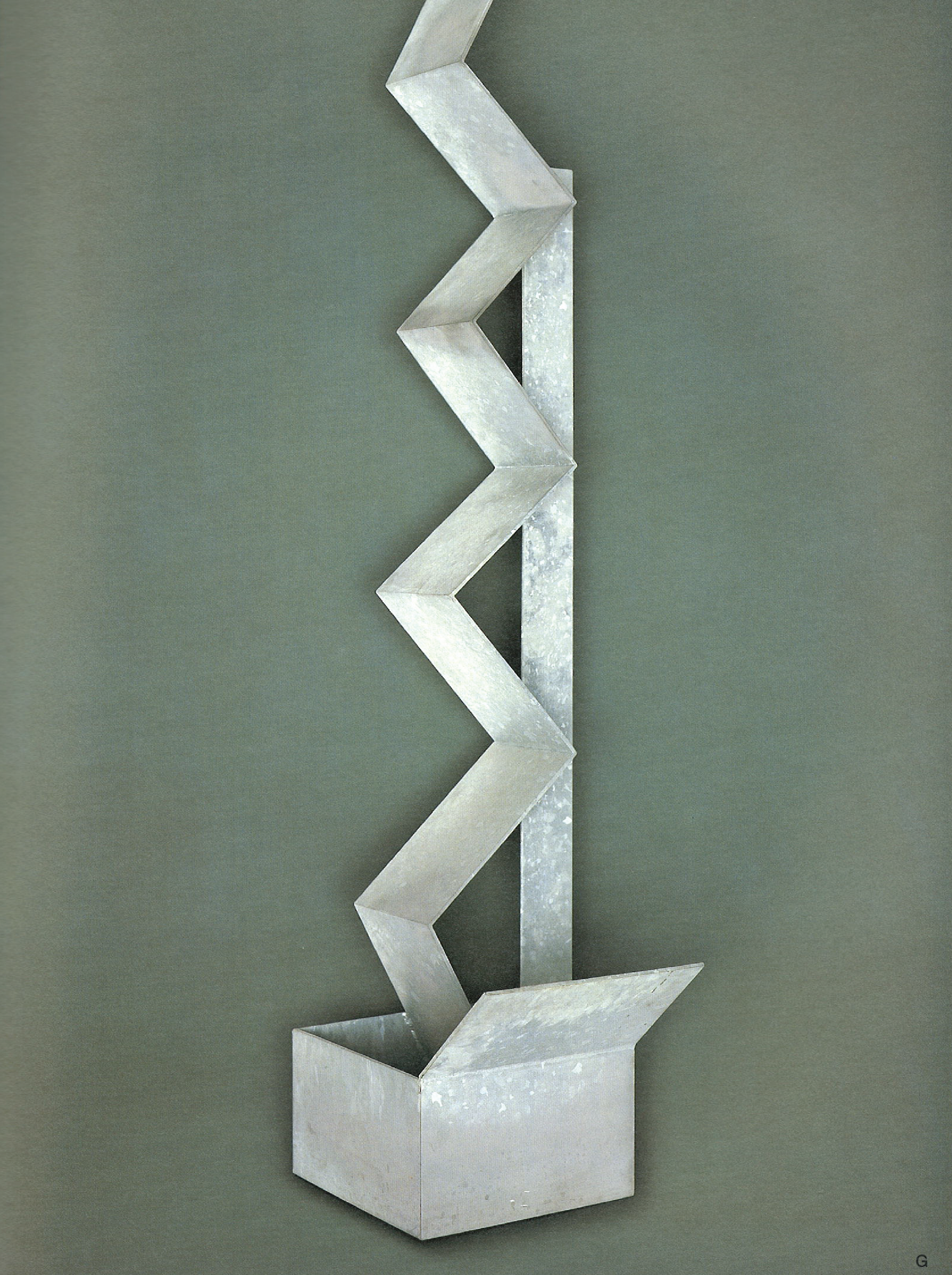 Arizona - Issey Miyake & Isamu Noguchi – Offbrand Library