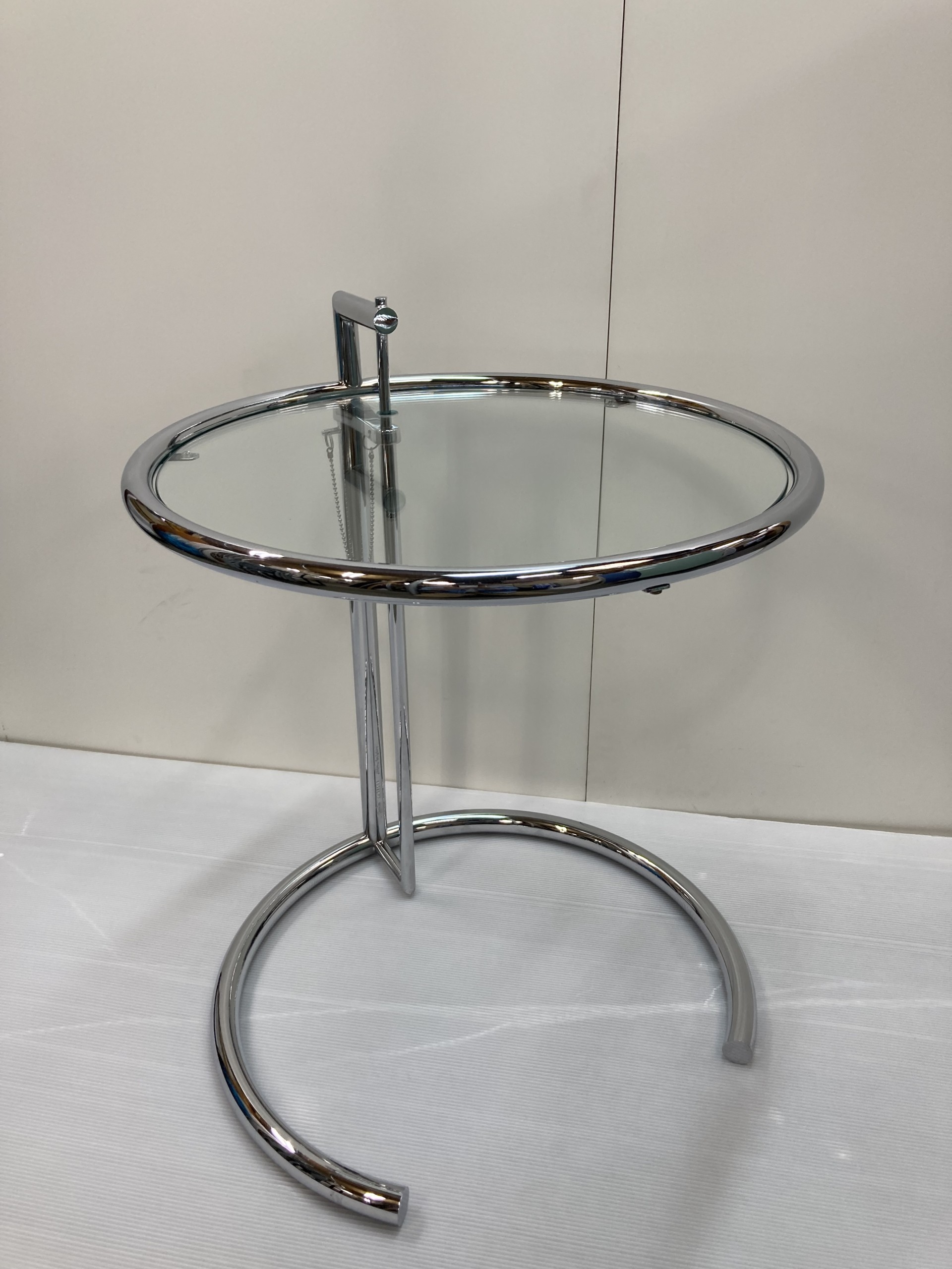 CassinaIXC. カッシーナ ClassiCon クラシコン アジャスタブルテーブル