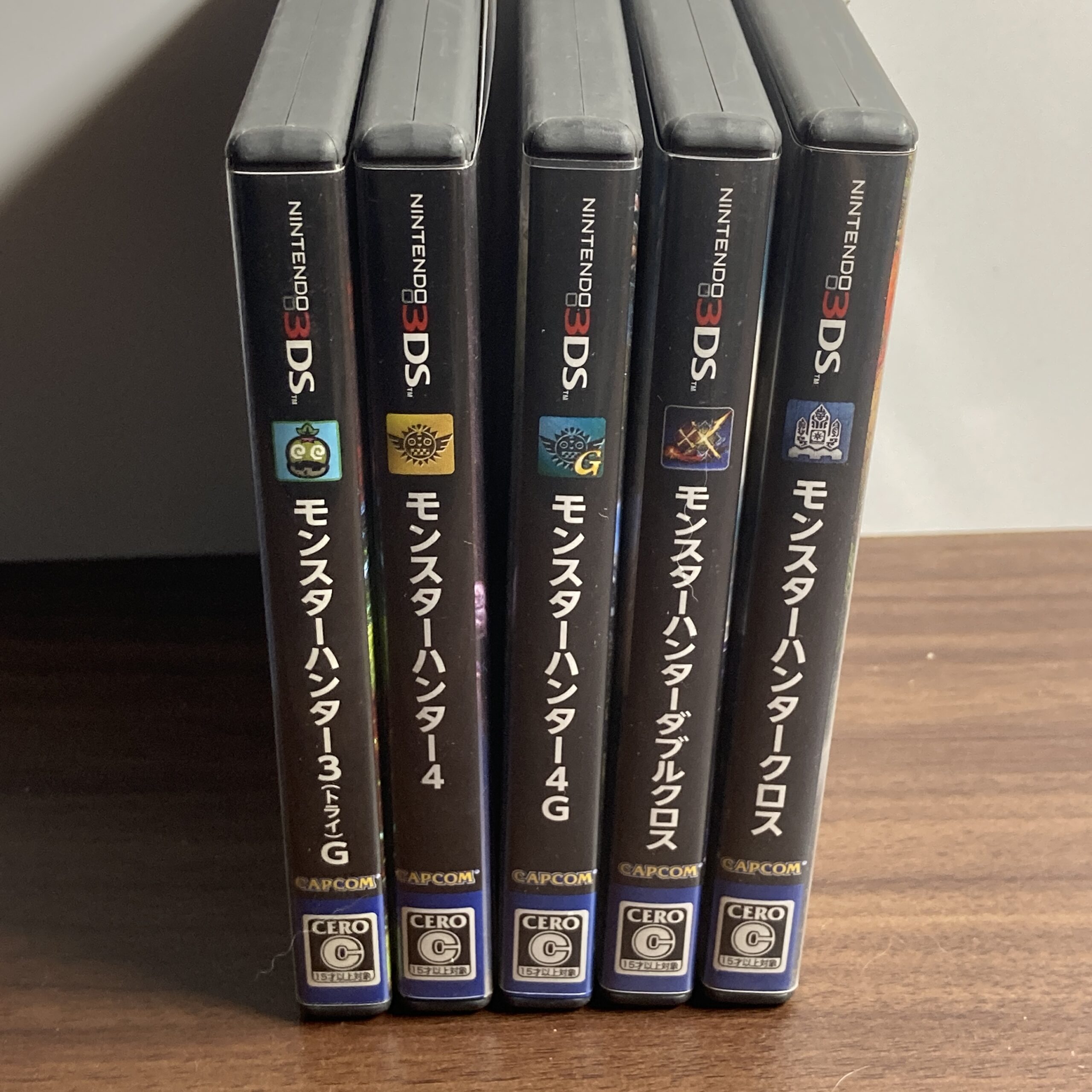 3DS【モンハン 3 4 4G X XX】箱説明書付属品つき – okaのデジモン