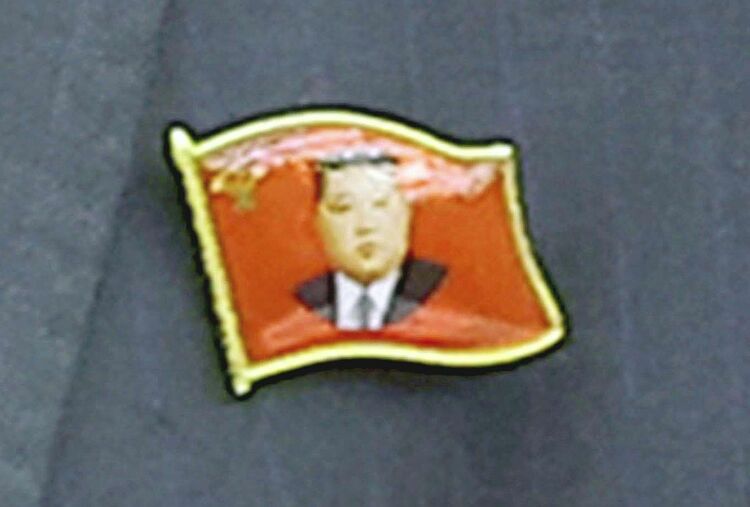 金正恩氏バッジ 初登場 内部統率に自信か | 沖縄タイムス＋プラス