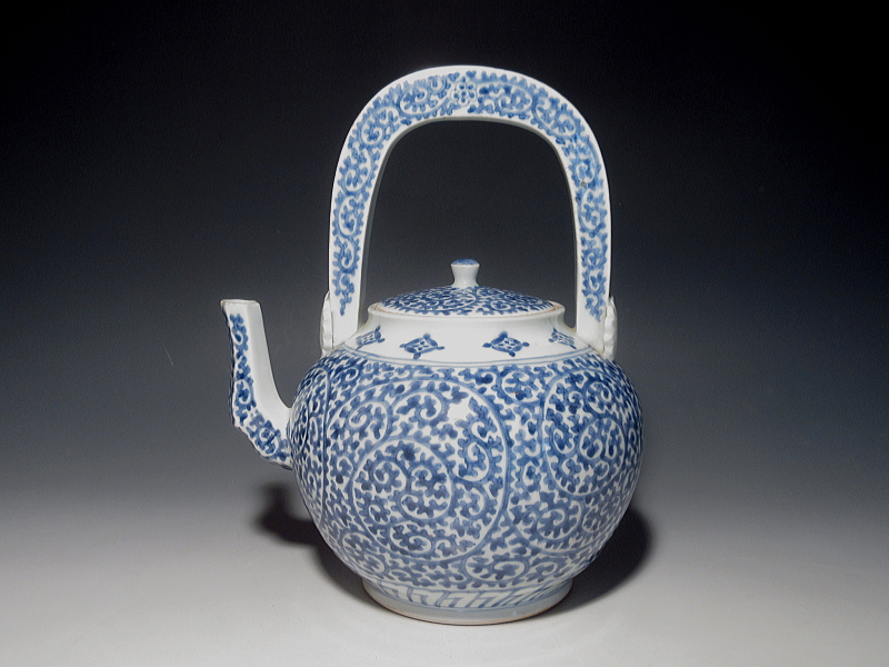 染付 便器 陶器 明治 白抜蛸唐草 古伊万里 染付 便器 陶器 明治 白抜蛸