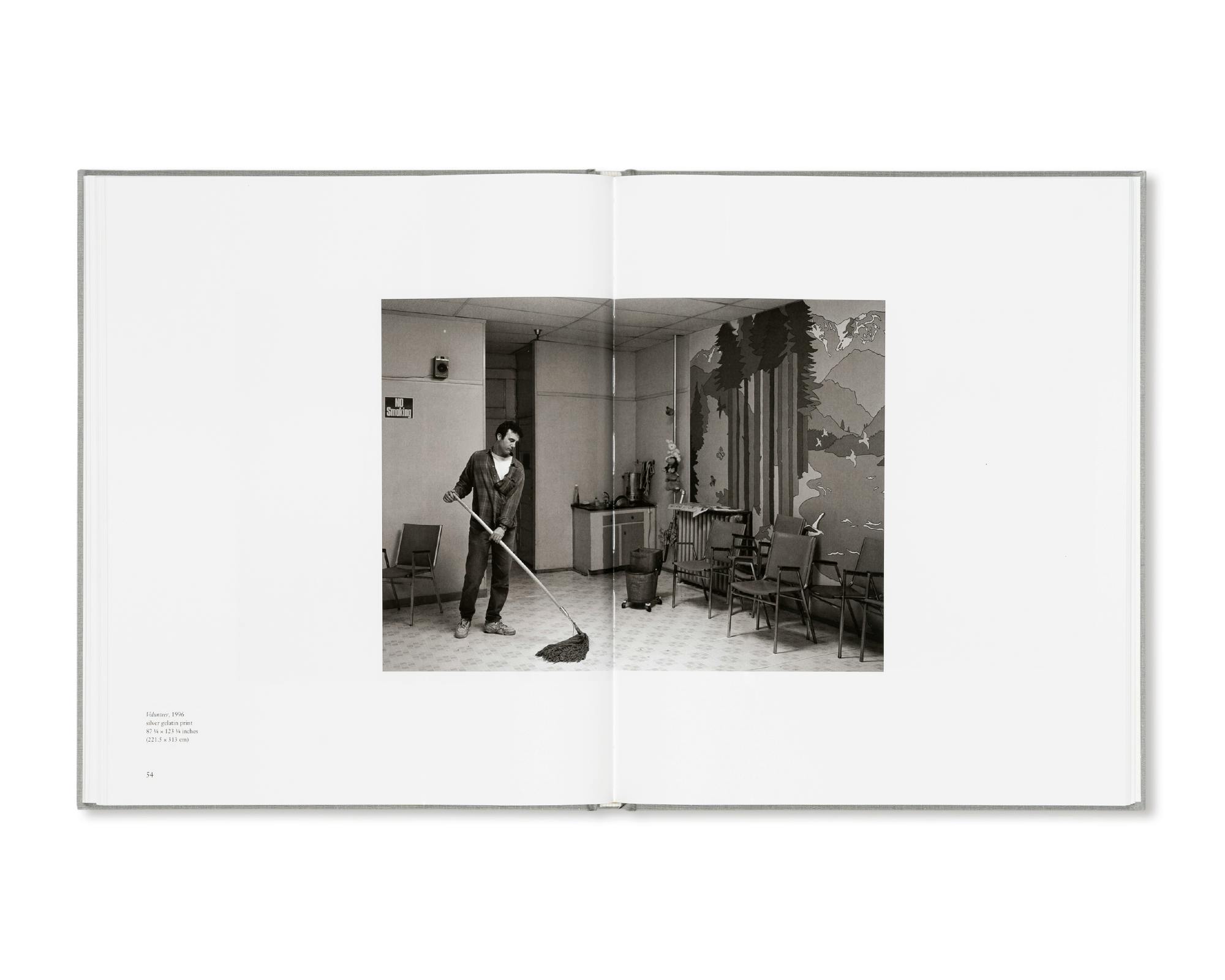 JEFF WALL：ジェフ・ウォール | OIL - 現代アート・絵画の販売・通販