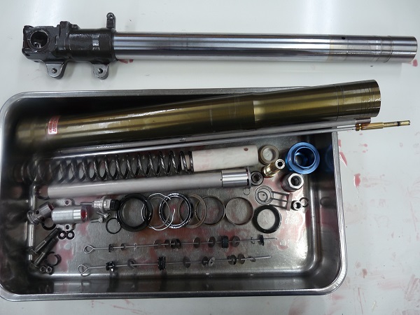 VTR1000SP-1(2000model)フロントフォークのMEダンピングチューニング