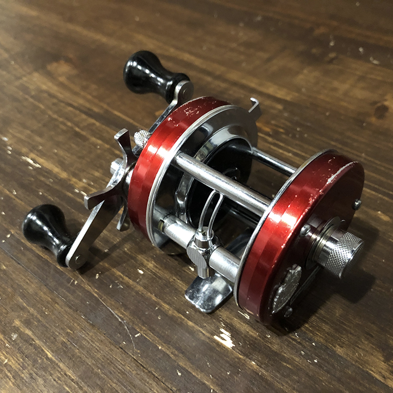 Abu Ambassadeur 5500 Cherry Red Bait Reel New High Speed 780600