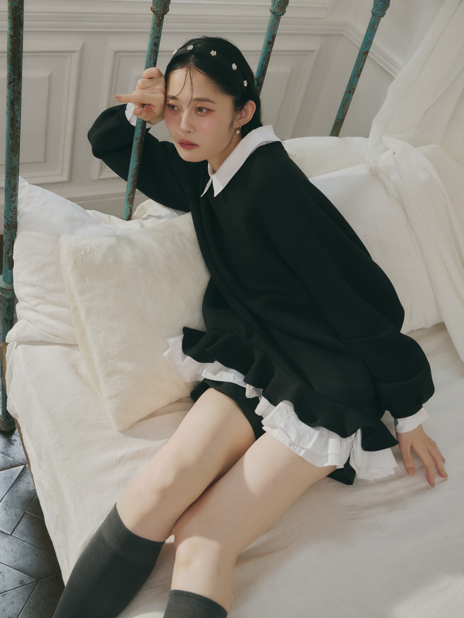 フリルレイヤードダンボールスウェット