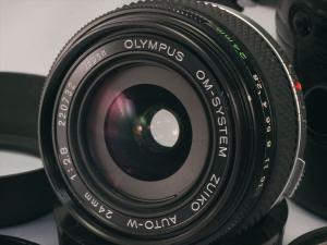 ZUIKO AUTO-W 24mm F2.8 | OMマニア