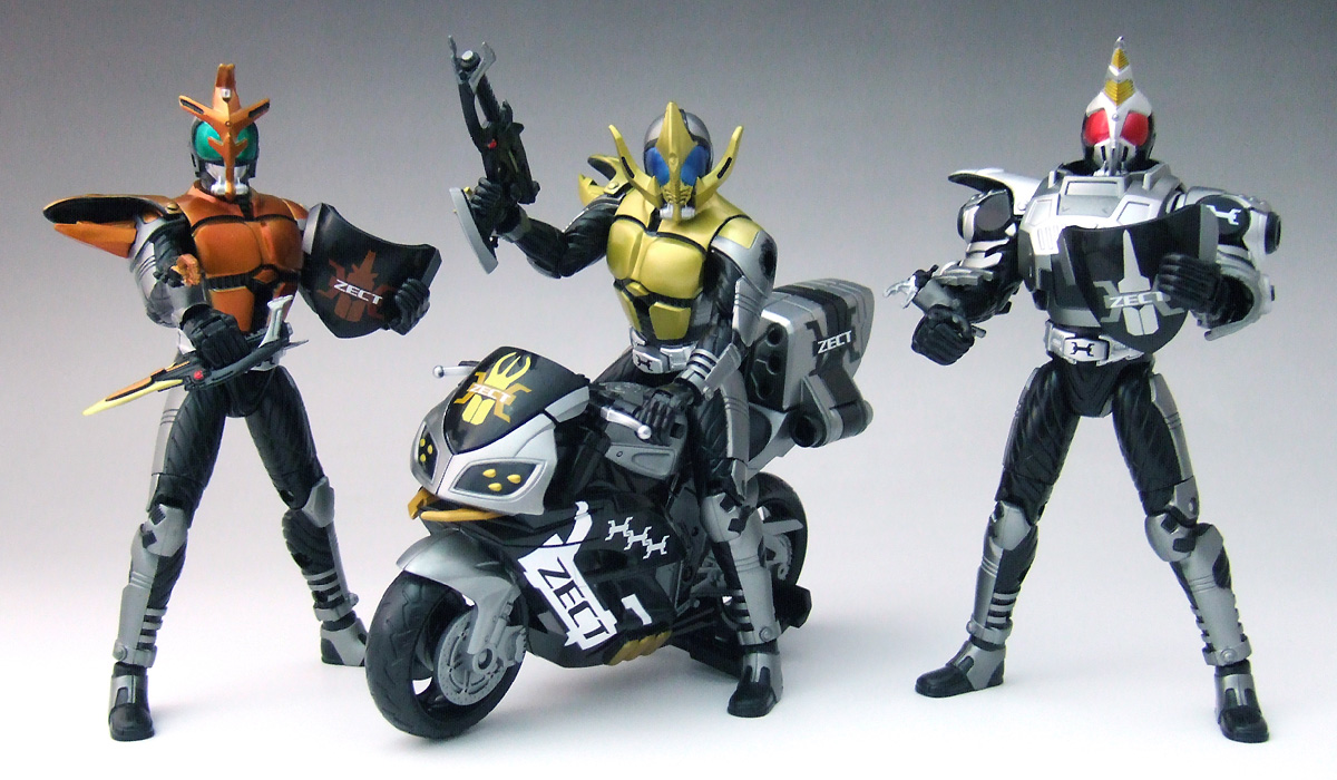 C.O.R EX 劇場版 仮面ライダー3体セット 仮面ライダーカブト バンダイ