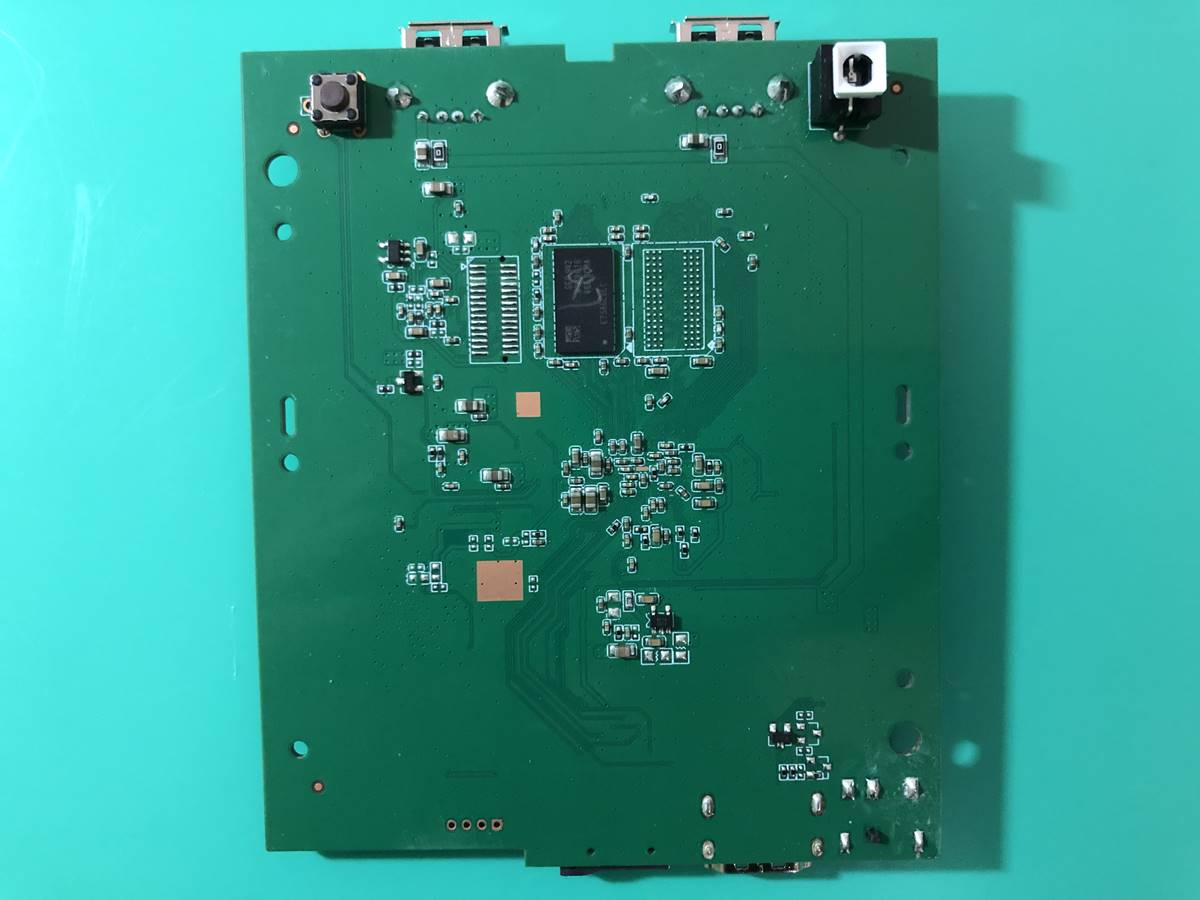 怪しい中華ゲーム機【RETROQUEST 】スーパー レトロ キャッスルを買っ