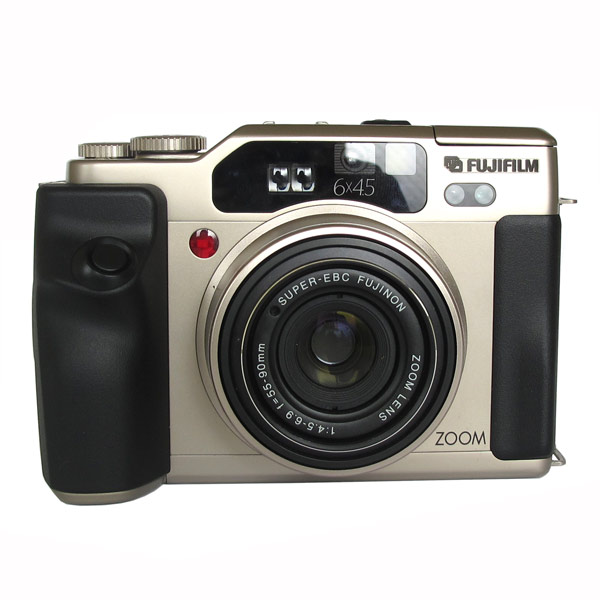 FUJIFILM GA645Zi Professional ※「中判カメラの教科書」掲載モデル