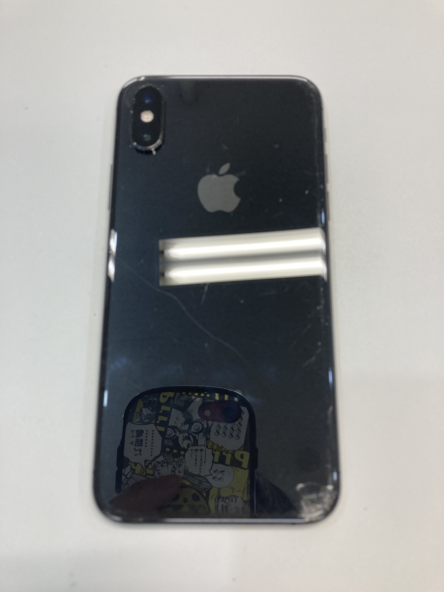 背面割れがあるiPhoneXSを買取しました！ - 秋葉原、町田でiPhone