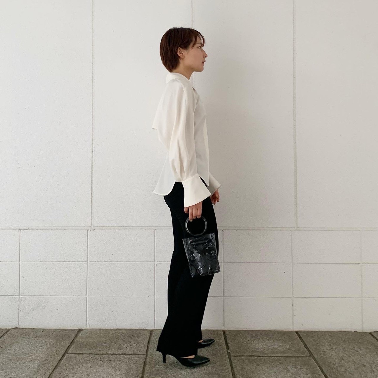 Mame Kurogouchi(マメ クロゴウチ)】 Viscose Hemp Round Shirt