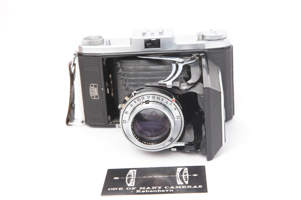 Zeiss Ikonta 6x9 523/2 with 105mm f3.5 Novar-Anastigmat - cl'a