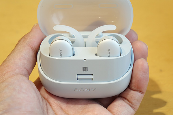 レビュー】防水・防塵・メモリー内蔵独立型ワイヤレスヘッドホン「WF