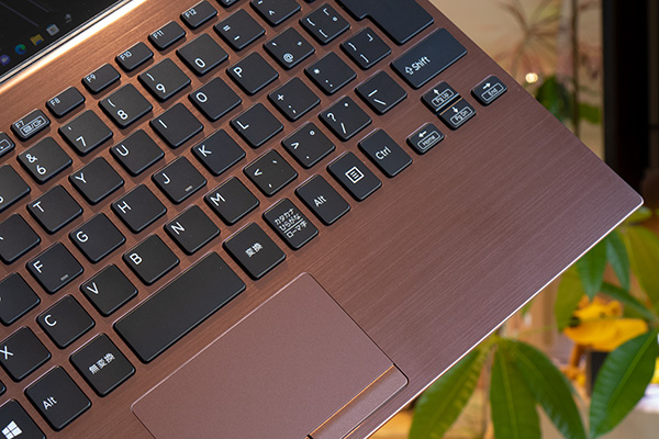 VAIO SX12』実機レビュー！ - ONE'S- ソニープロショップワンズ[兵庫県