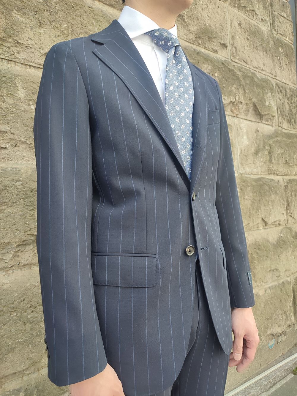 今年のネイビーストライプスーツはこれ❕✨】ONLY札幌大通店 – ONLY