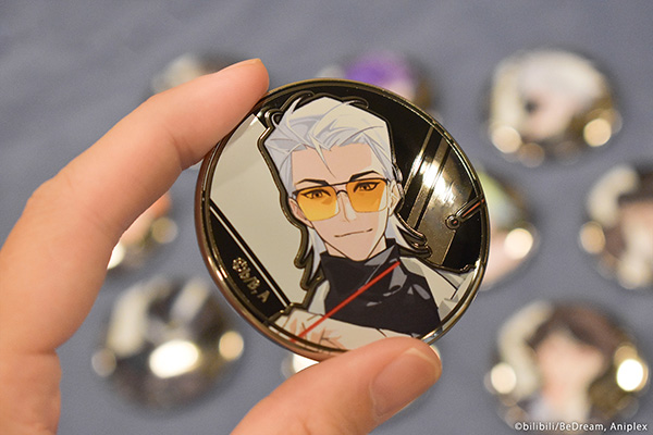 TO BE HERO X レリーフメタルランダム缶バッジ（全11種）