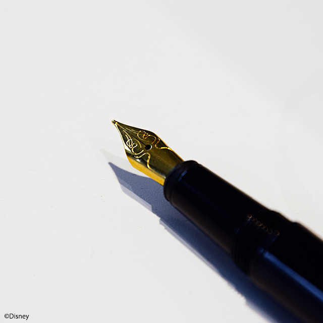 ディズニー ツイステッドワンダーランド』マジカルペン レプリカ万年筆