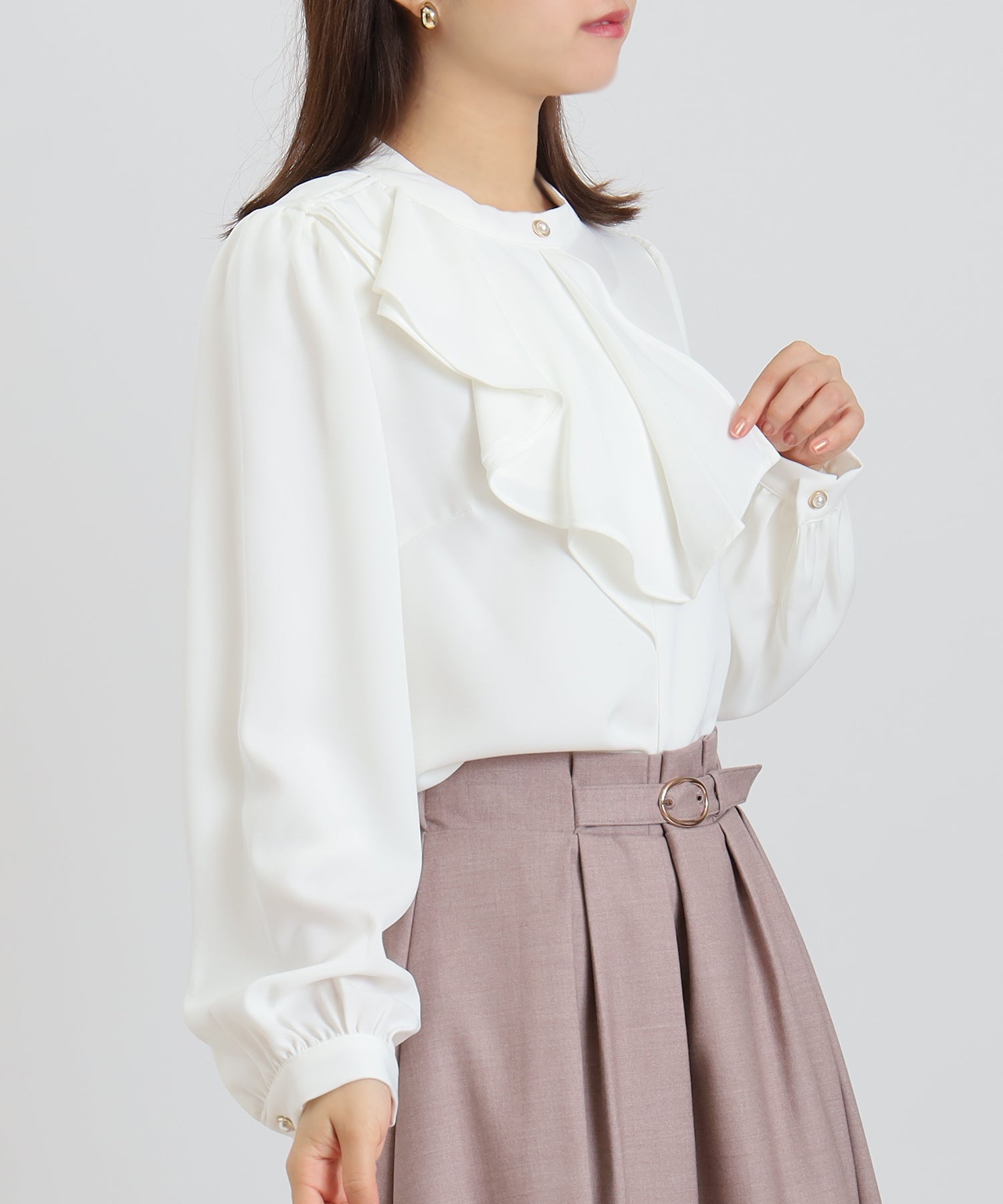 アシメラッフルフリルブラウス