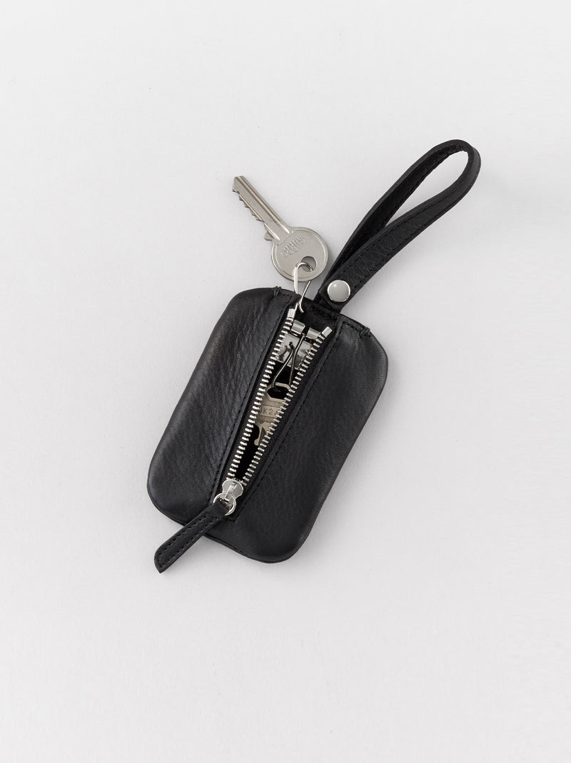Front zip strap key case – ARTS&SCIENCE ONLINE SELLER