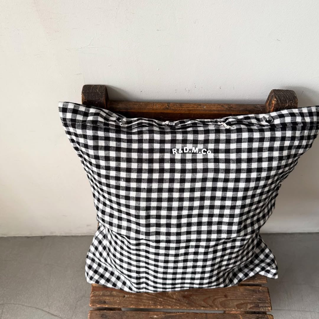 R&D.M.Co ギンガムチェックリネンクッションカバー – blanc