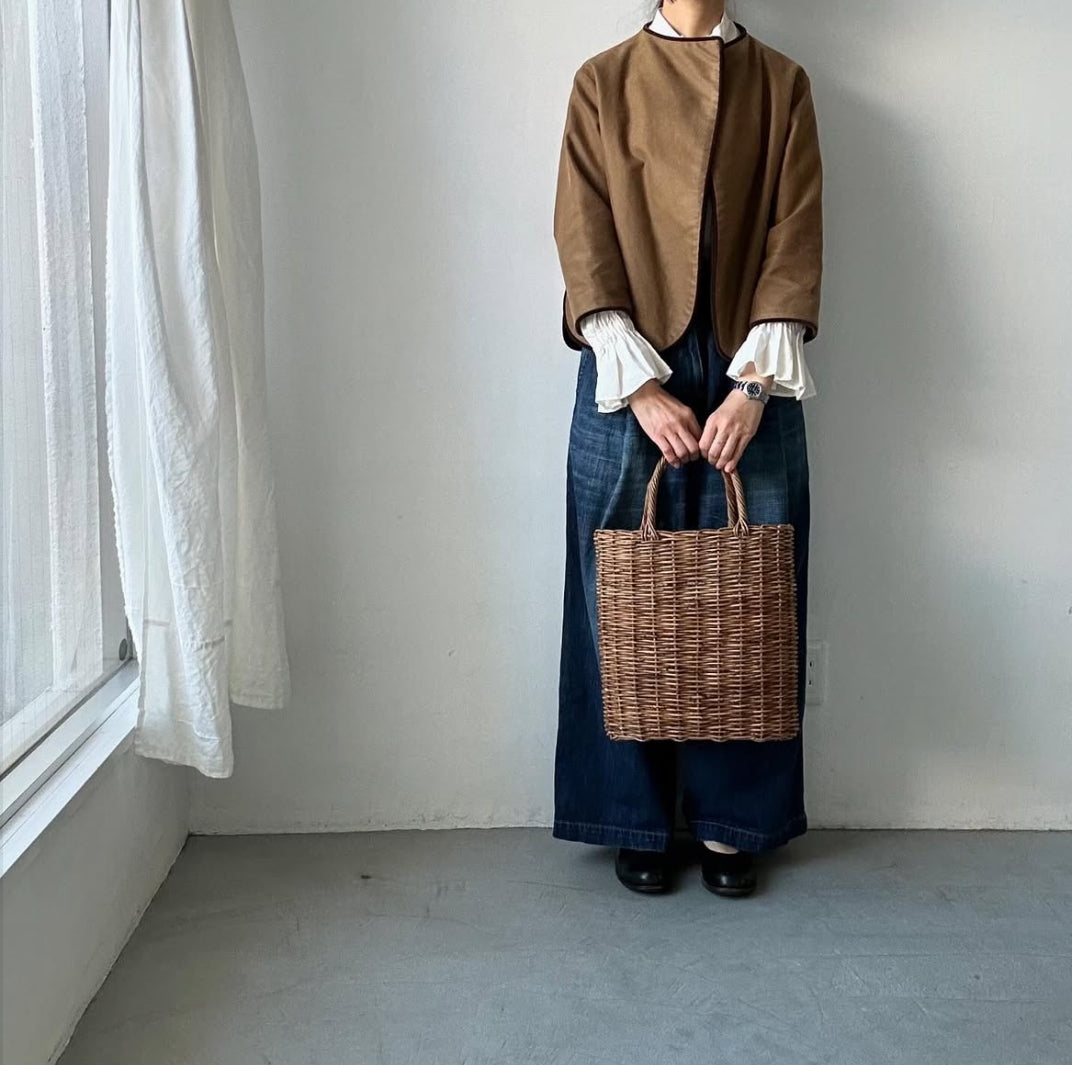 MAGALI コットンシルクリボンタイブラウス – blanc