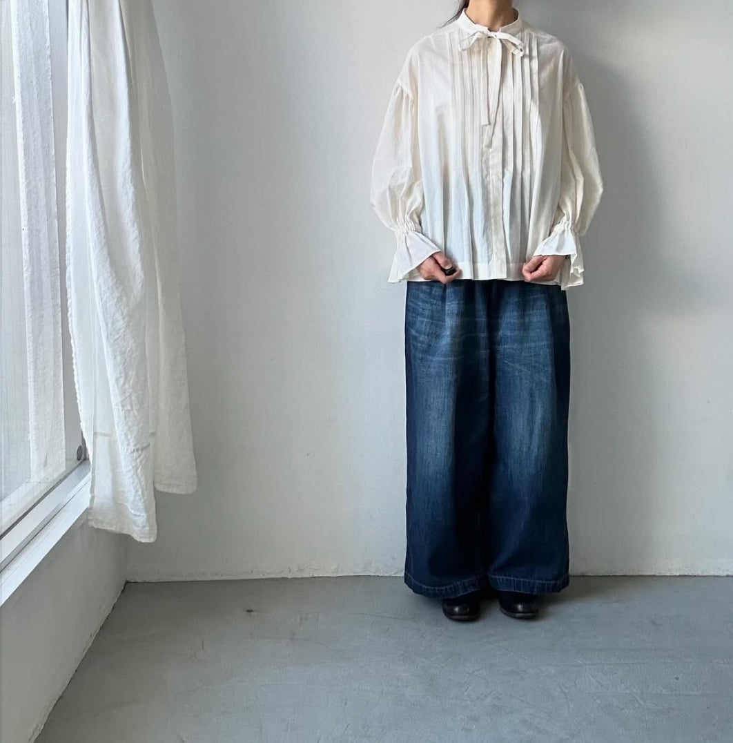 MAGALI コットンシルクリボンタイブラウス – blanc