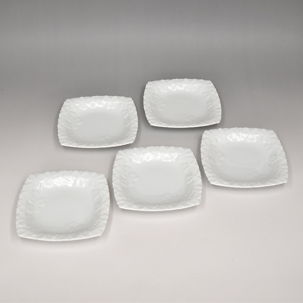 クローバー）銘々皿揃（中皿セット）|有田焼の老舗-香蘭社オンライン