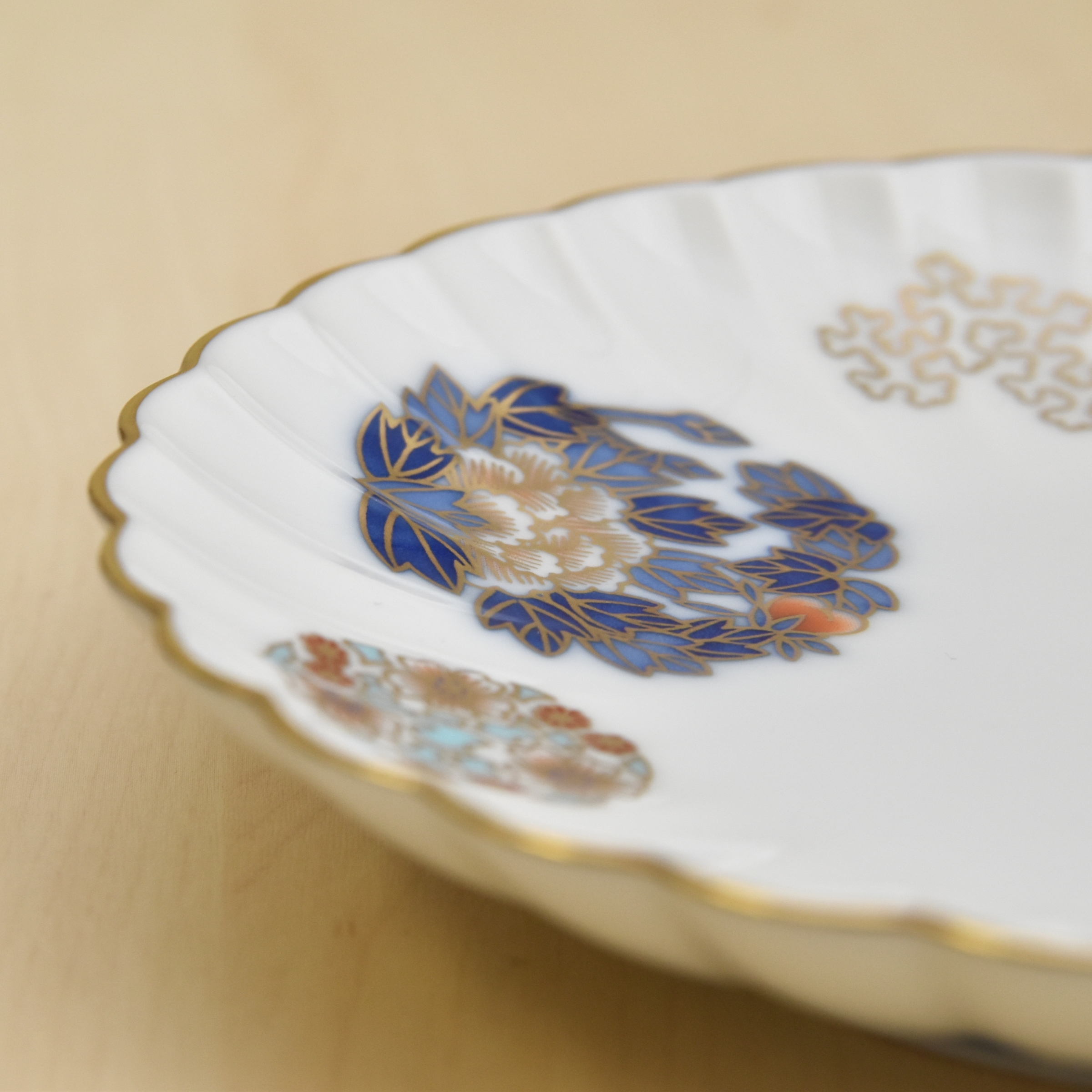 金ミル花丸紋）銘々皿5枚セット（径13.5cm）|有田焼の老舗-香蘭社