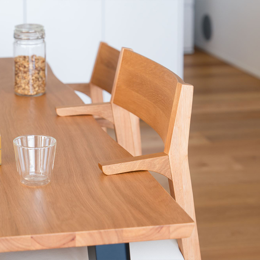 ダイニングチェア VINKA（ヴィンカ）