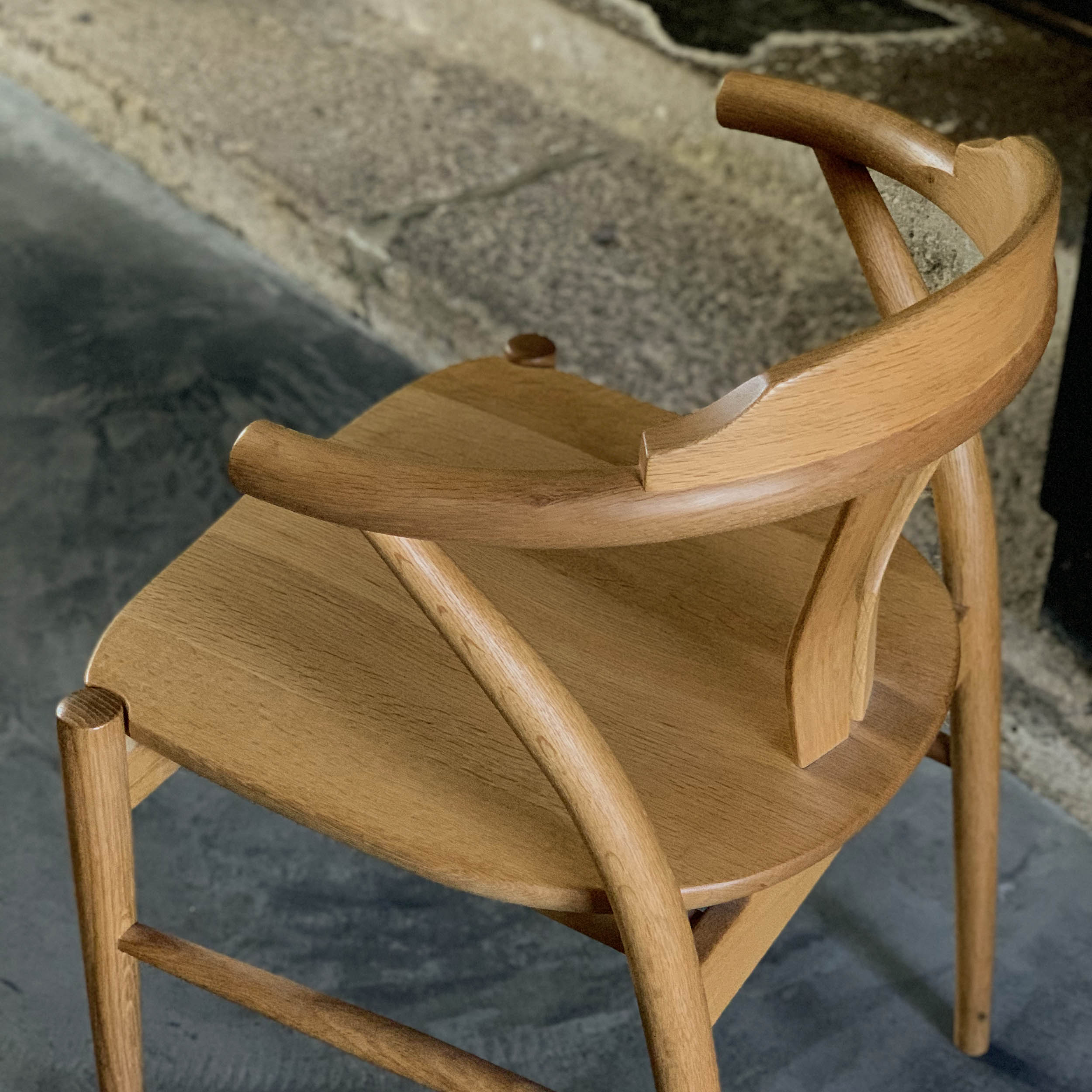 秋田木工｜DM-AK006｜アームチェア - INTERIOR SHOP momotose