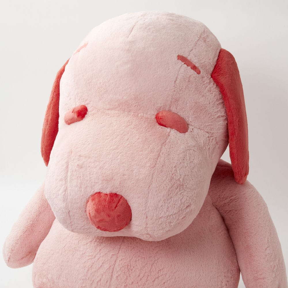 PEANUTS HOTEL ROOM64 特大ぬいぐるみ ”HAPPINESS IS A WARM PUPPY