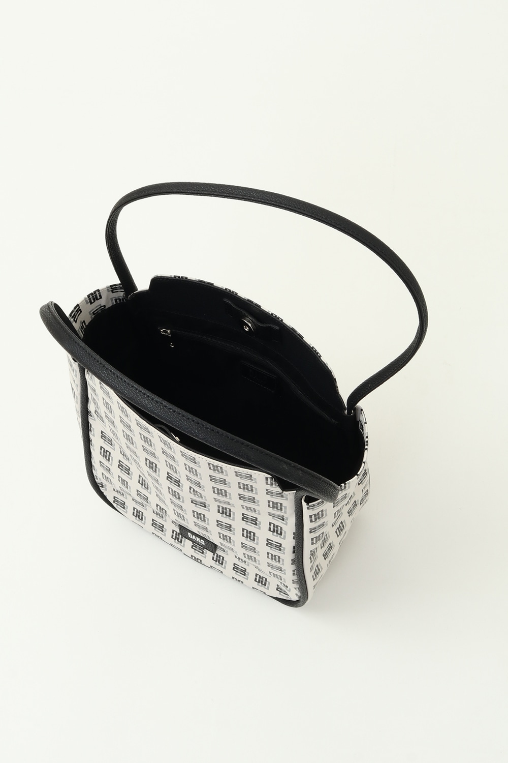 DDロゴハンドバッグ｜DAKS（ダックス）公式オンラインショップ