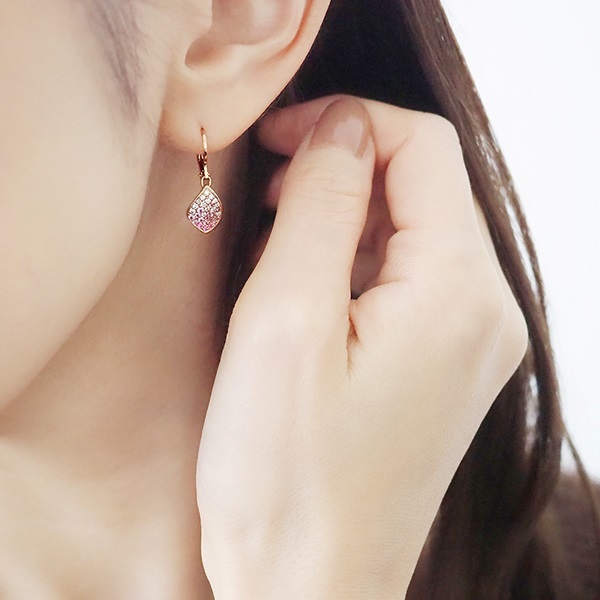 K18PGピンクサファイア/ダイヤモンドピアス | ポンテヴェキオ公式