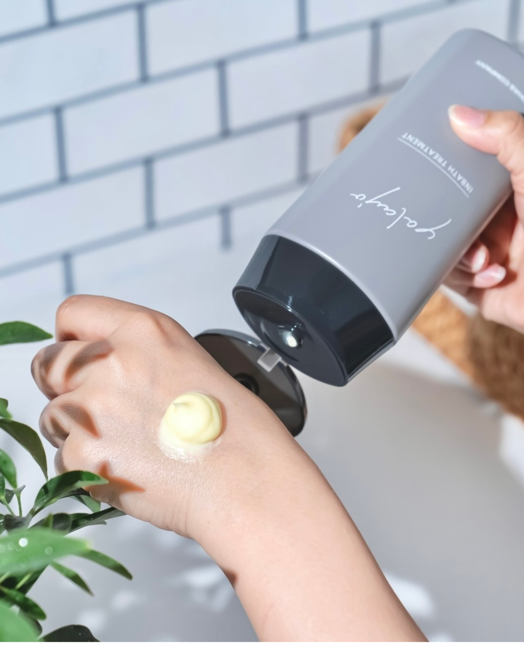 ヤクジョ潤髪インバストリートメント詰替 | ヤクジョオンラインストア