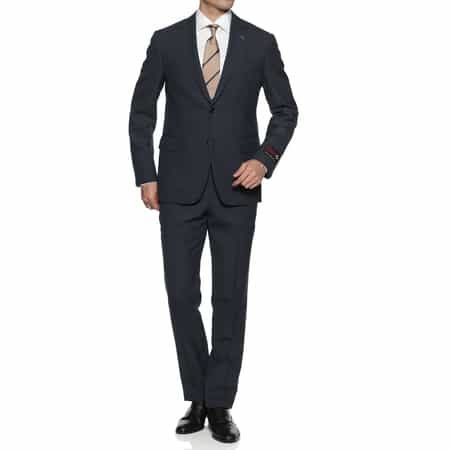 スリーピーススーツ