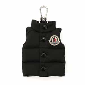 MONCLER＜モンクレール＞ ベスト型キーリング（2247277）｜MONCLER