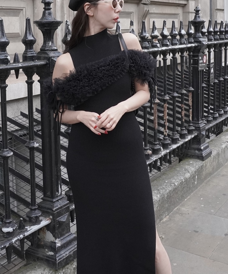 ruffle ribbon offshoulder maxi onepiece(M BEIGE): ワンピース