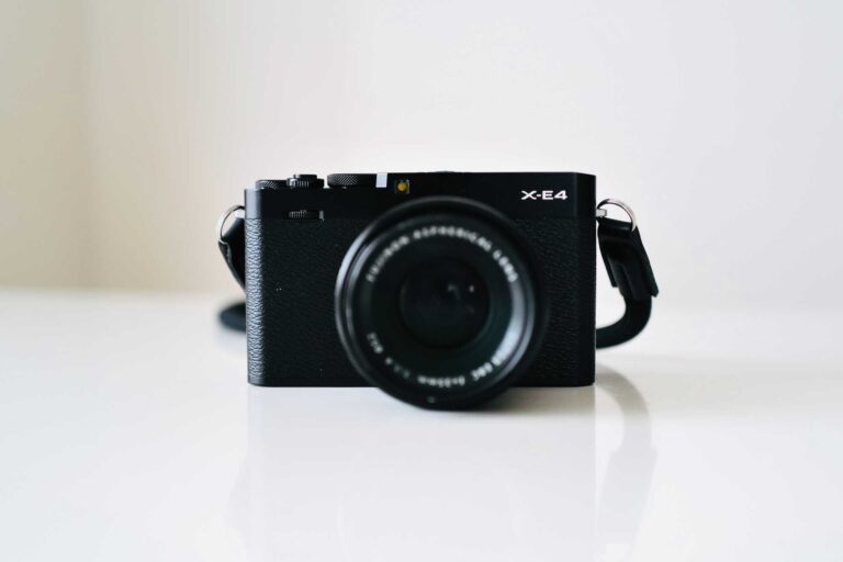 FUJIFILM X-E4を中古で買いました！ – オニマガ – 名古屋散歩と