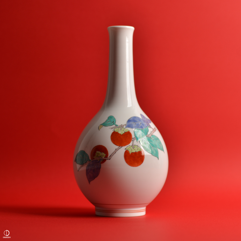 人間国宝重要無形文化財十三代柿右衛門作色絵牡丹唐花剣菱文花瓶 十三