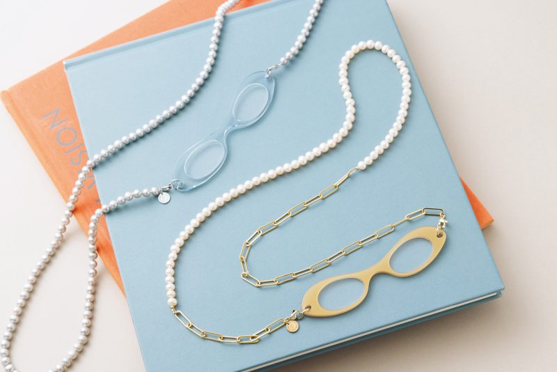 50代の「ルーペネックレス」の選び方アクセサリー感覚で楽しめる6つの