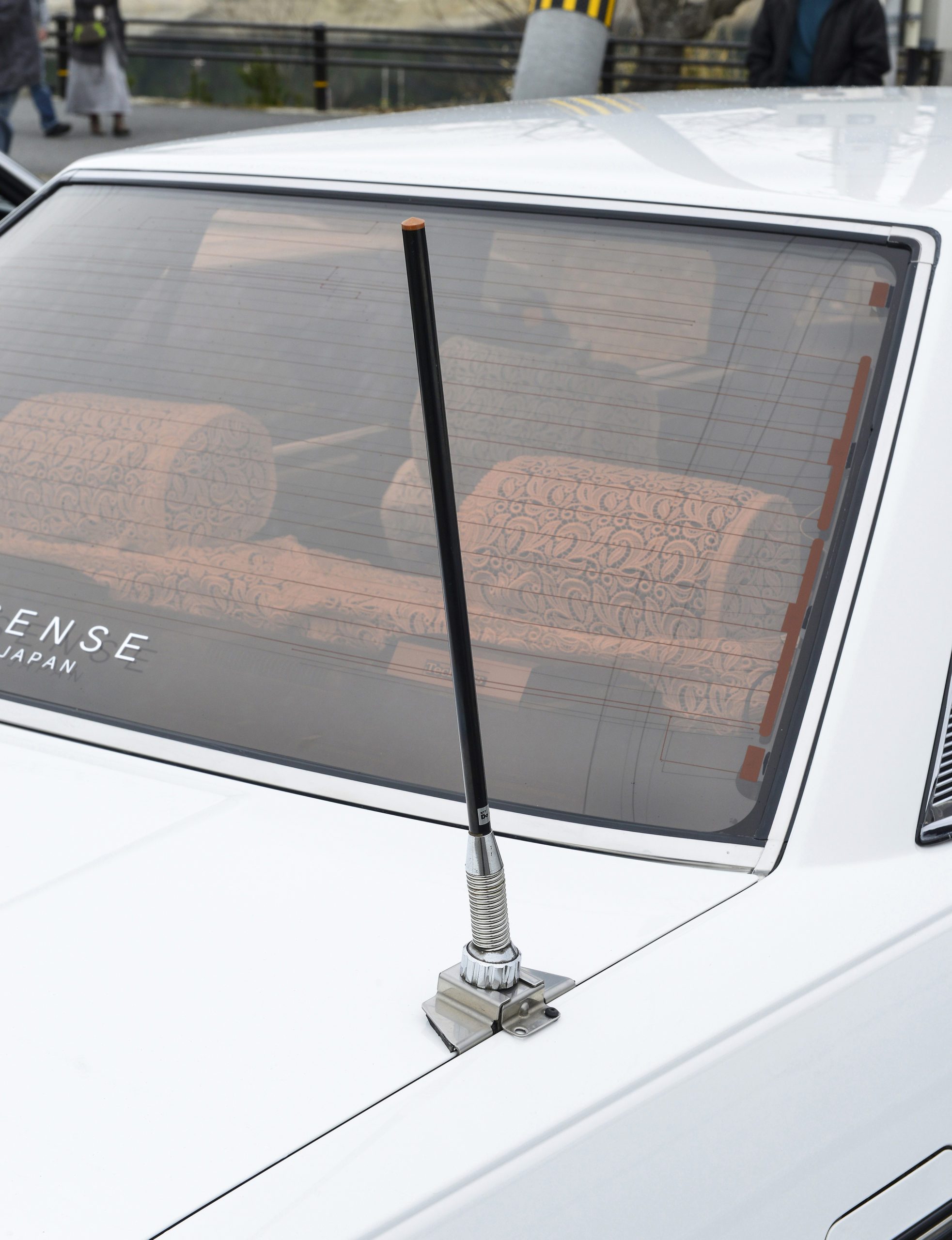 自動車電話が憧れの時代、専用アンテナが大ヒット | ossanauto