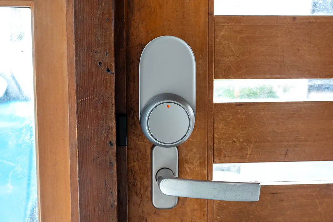 SwitchBot ロック Ultra レビュー：より速く、静かになってバッテリー