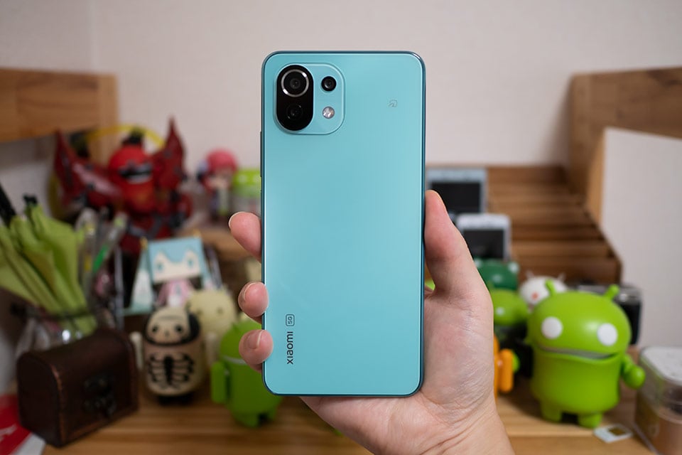 Mi 11 Lite 5G 購入！開封＆ファーストインプレッション：軽くて薄い