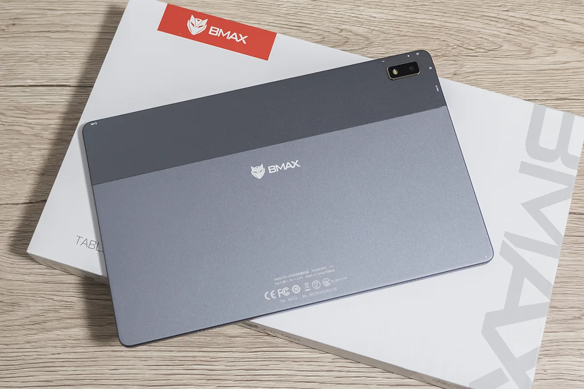 BMAX MaxPad I11 レビュー：思ったよりもキビキビ動いて気持ちいい