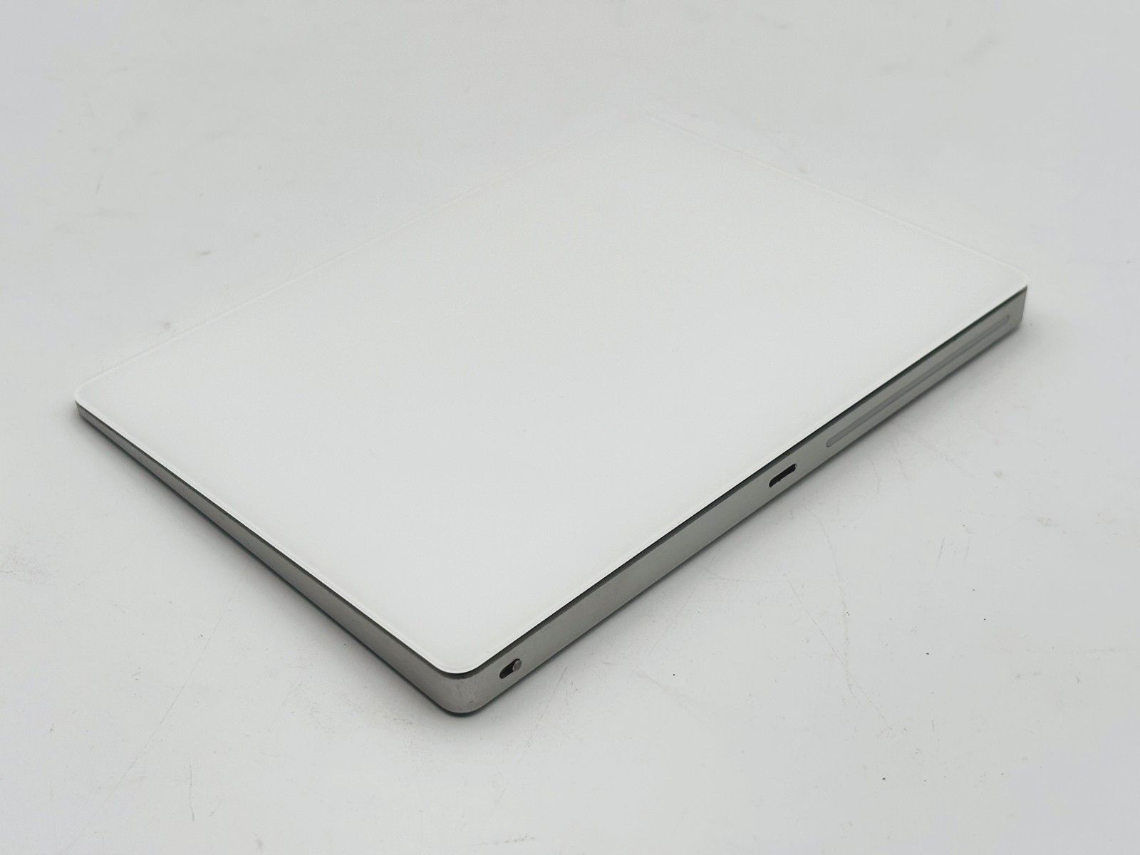 Apple Magic Trackpad 2 (Model A1535) – Wireless Bluetooth